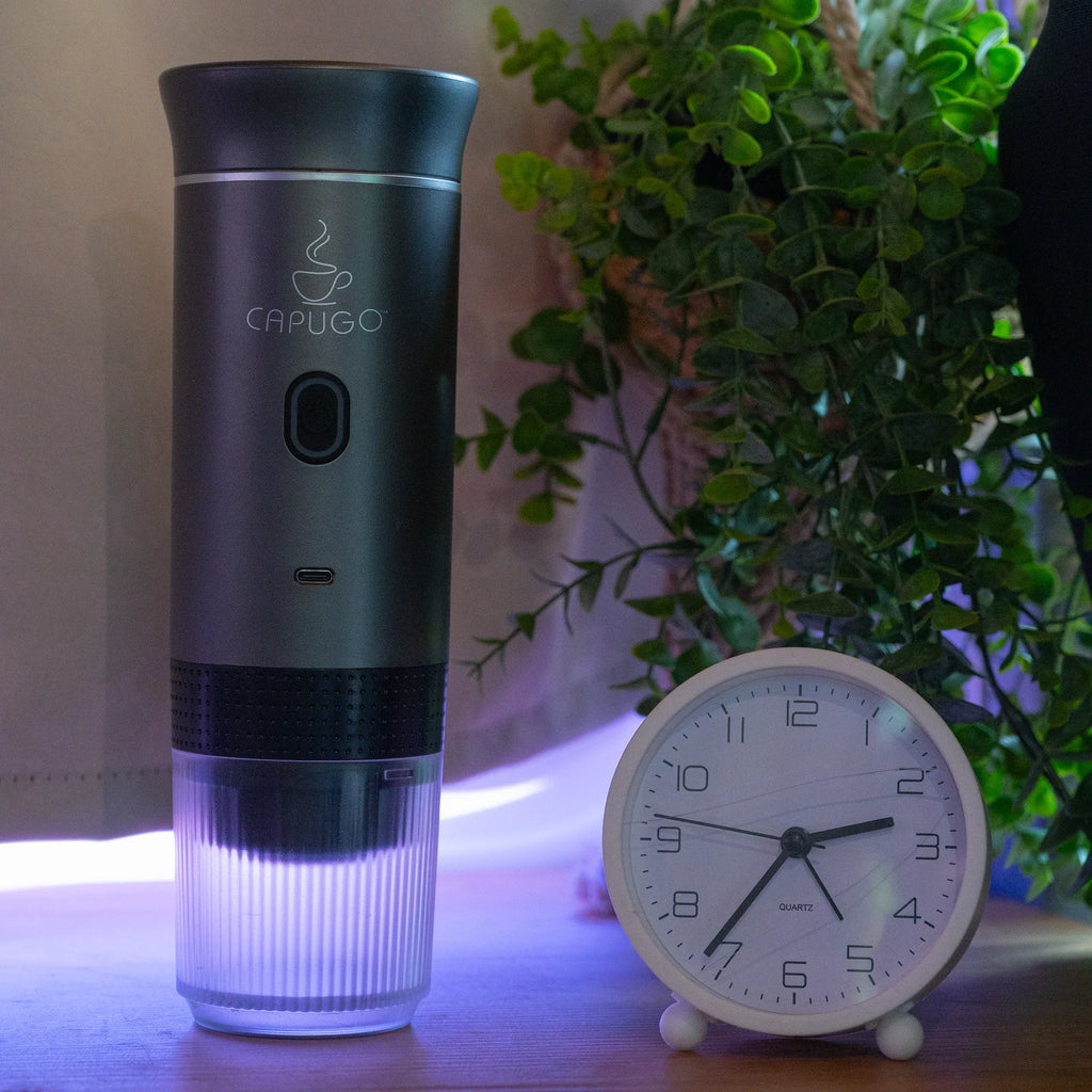 Portable Coffee Machine Capugo in Living Room
